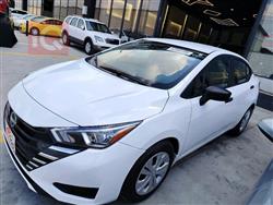 نيسان فيرسا